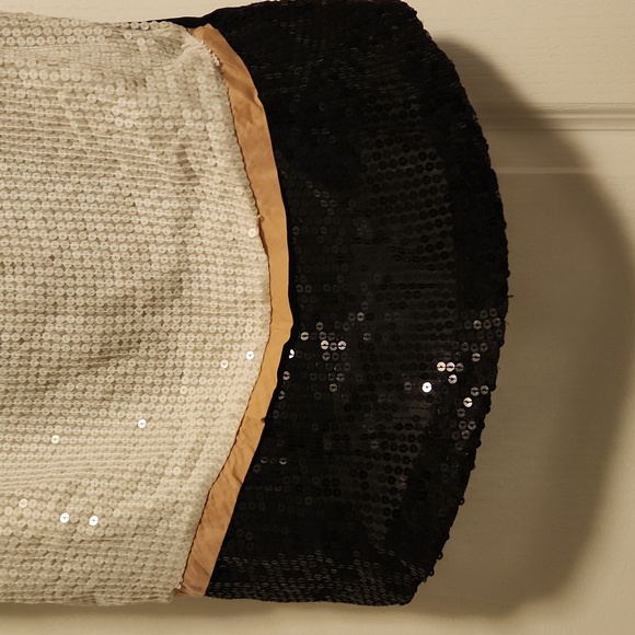 Ann Taylor Sequin - Picture 4 of 5